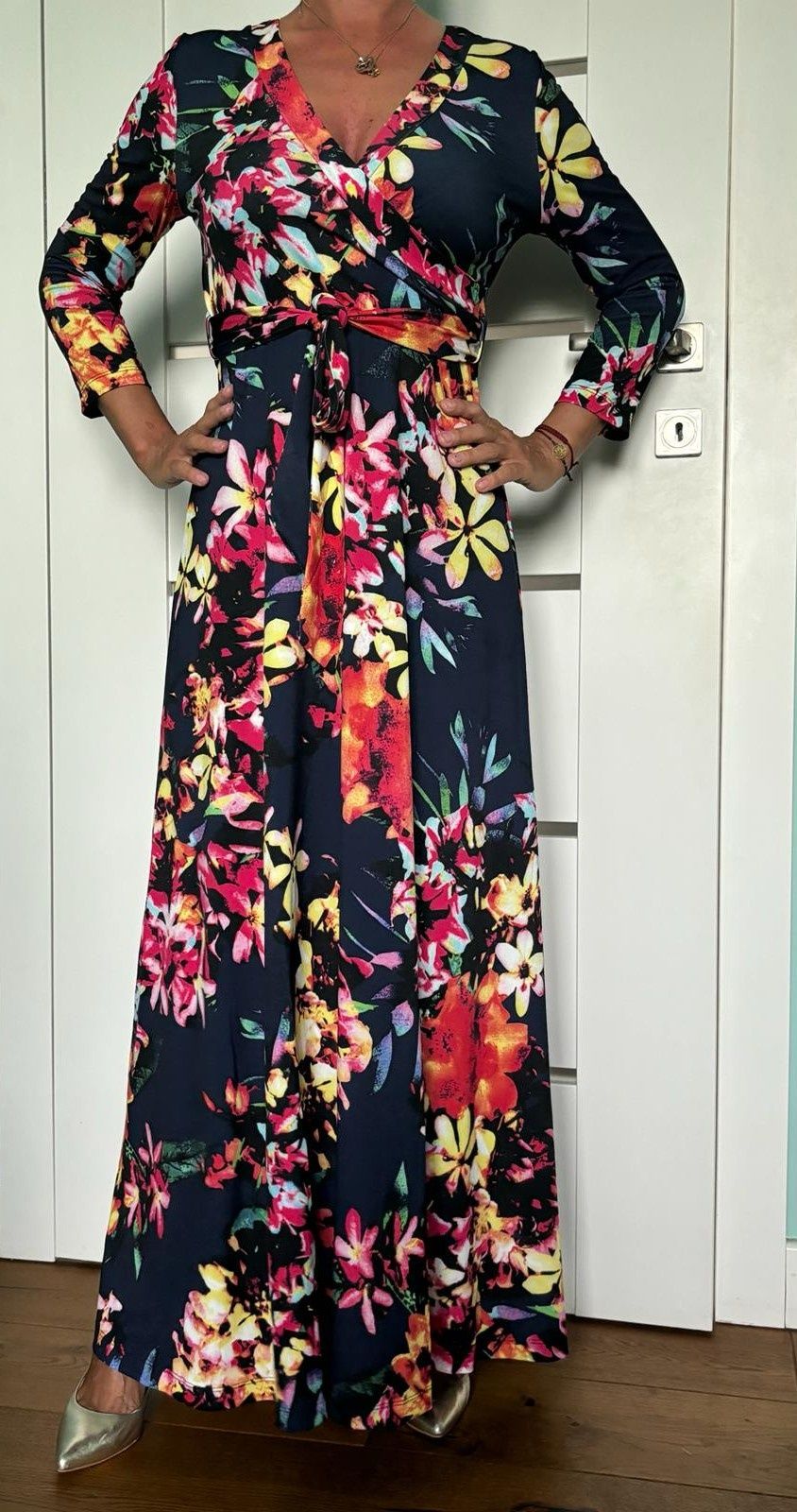 Sukienka maxi w kwiaty rozmiar M/L