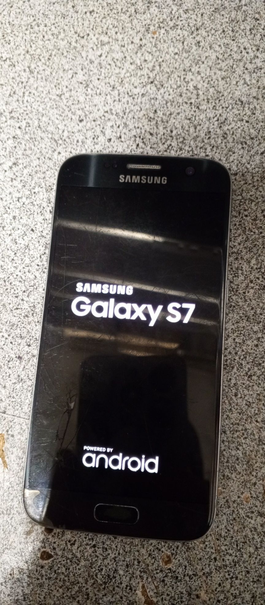 Продам Samsung S7 на 32GB