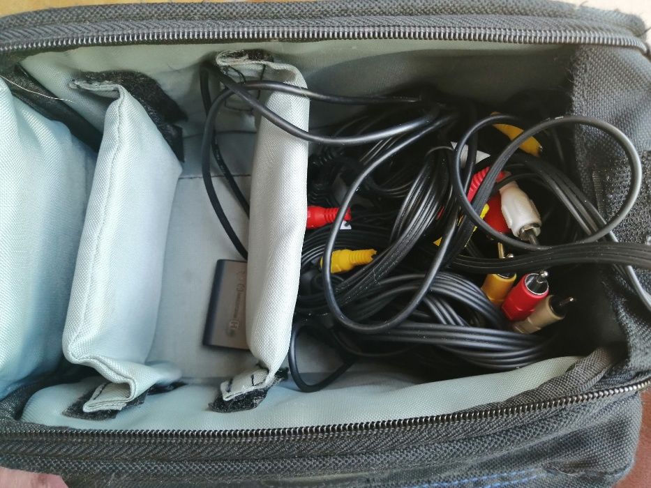 Câmara de filmar SONY Handycam DCR-DVD106