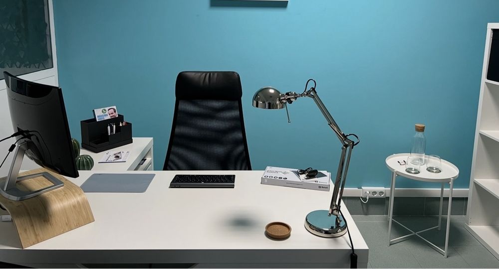 Secretaria Malm Ikea com lateral extensivel