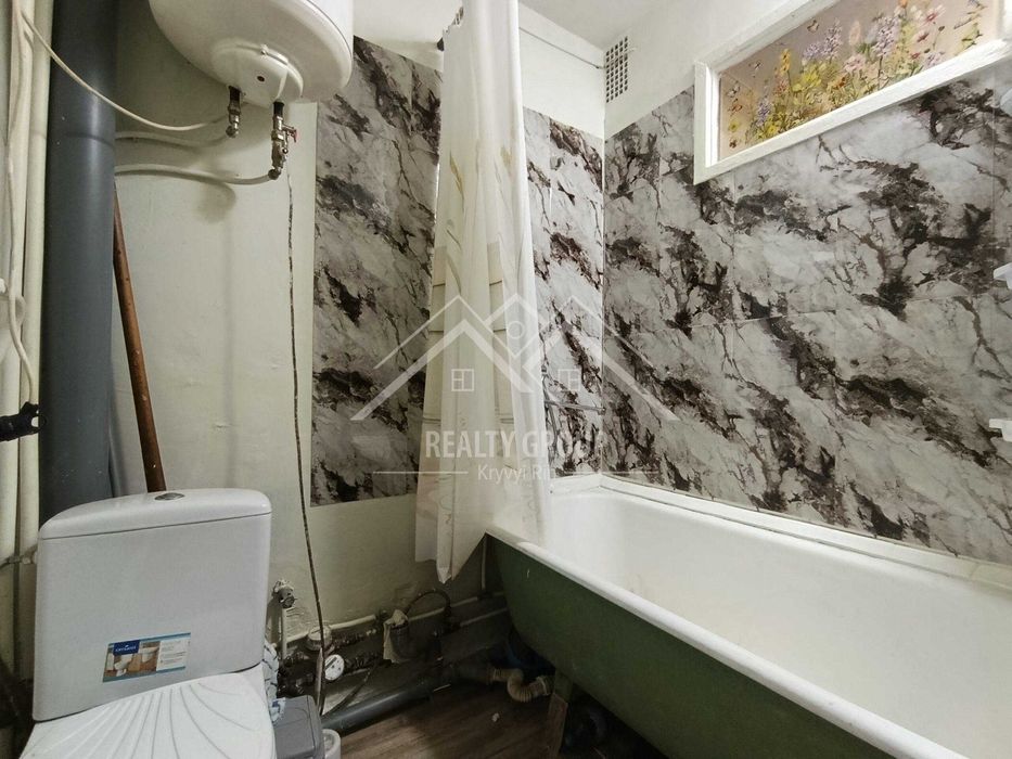 Продаж 1к кварири з меблями на Дружбі.