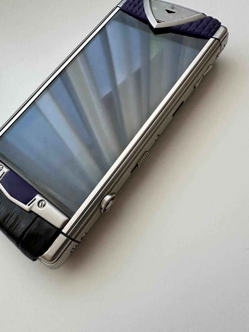 Vertu constellation touch