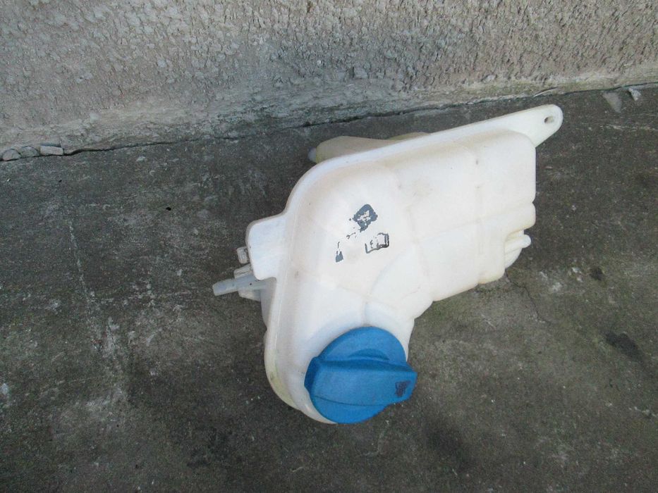 Audi Q7 A6 C6 C7 A8 D4 Расширительный Бачок омывателя