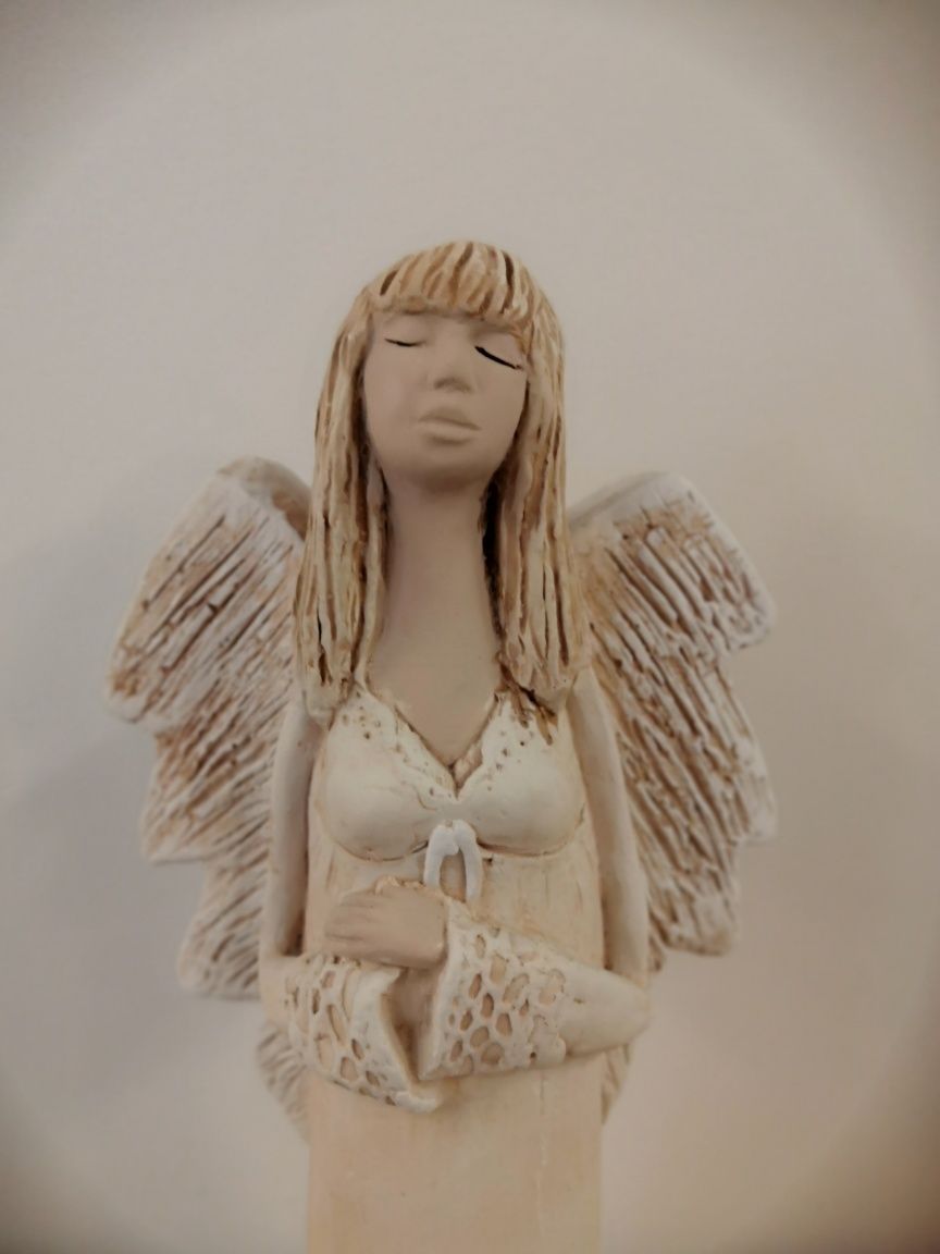 Ozdoba świąteczna handmade: figurka aniołka