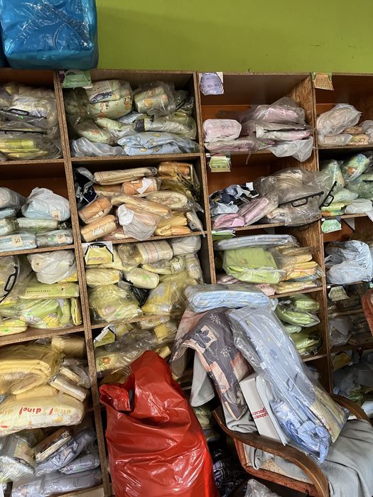 Likwiduje hurtownie sklepu art dzieciece łózeczka posciel materace itp