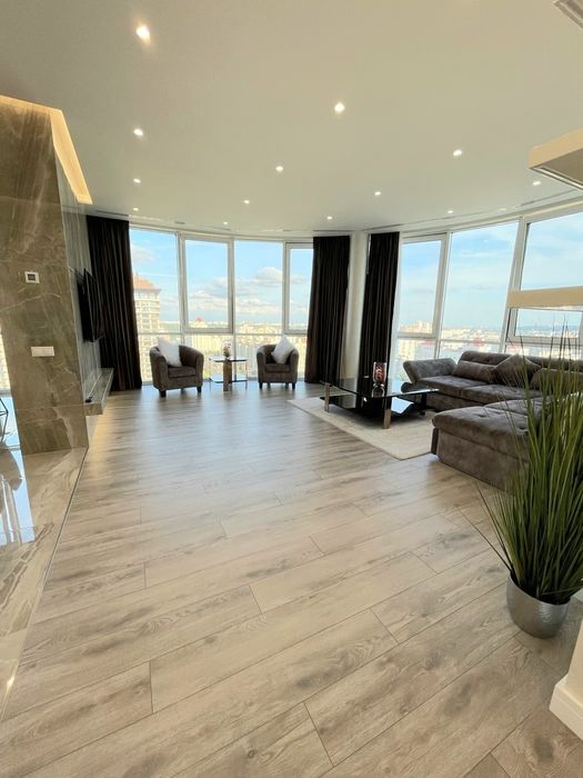 Апартаменты люкс, вид на Днепр с 22эт, панорамные окна!