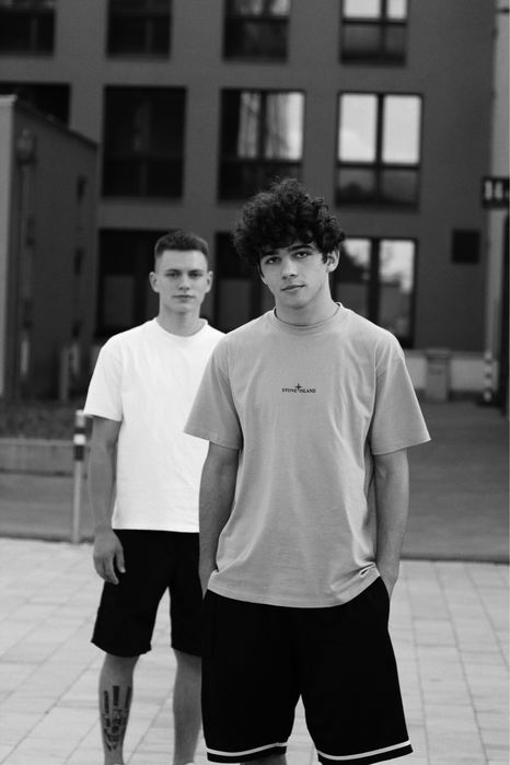 Canon EOS 600D + набір для фотографа