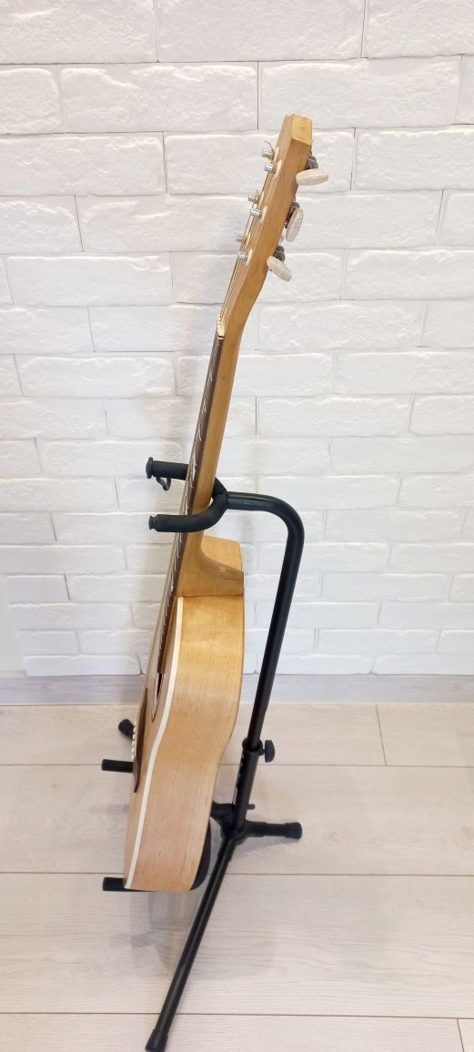 Gitara Defil. Średnia