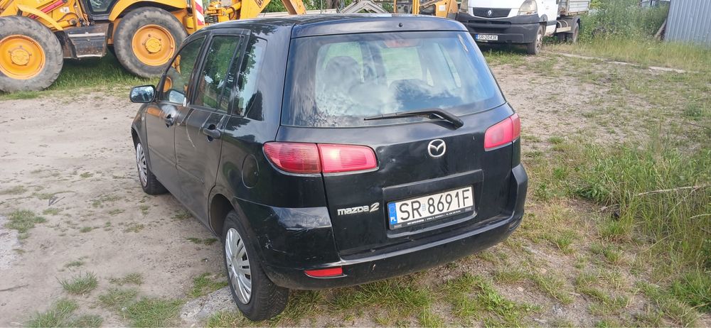 Mazda 2 2006r lekko uszkodzona