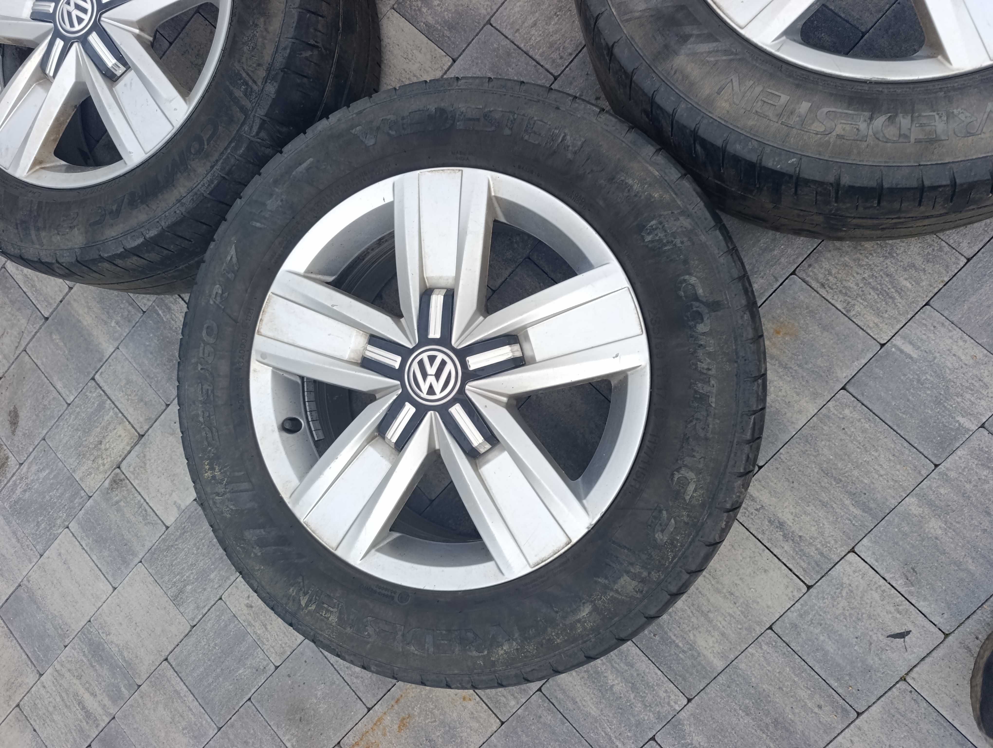 Komplet kół VW T5 T6 5x120 215/60/17C 2021r letnie lato