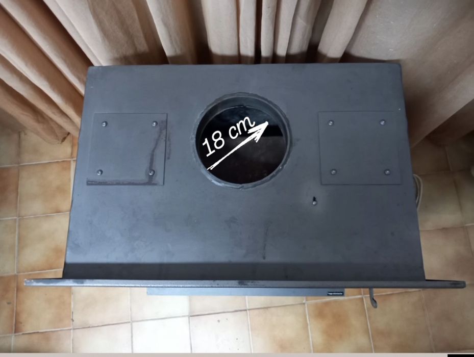 Recuperador de calor com ventilador e moldura.