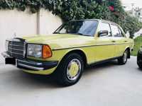 Mercedes RARO W123 220 D (Mimosa Yellow) de 1977