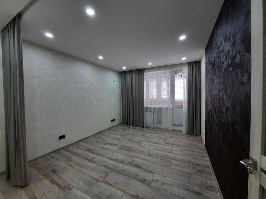 Продам 1к квартиру великої площі з новим ремонтом!