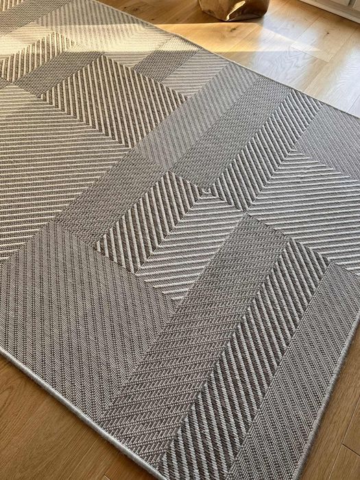 Dywan beżowy wewnętrzny zewnętrzny sznurkowy Jysk 130x193