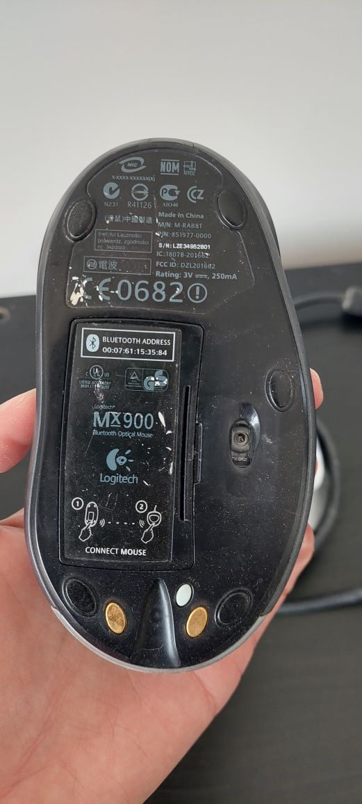 Rato Bluetooth com pilhas