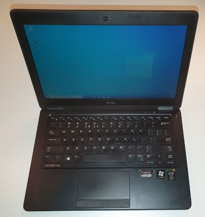 Dell ultrabook 7250 HD 16 gb ram 250 gb ssd