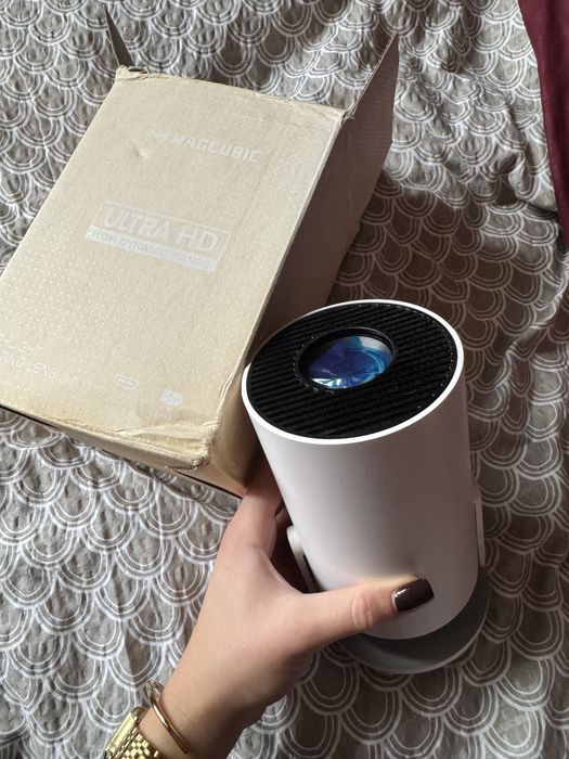 magcubic hy300 pro проектор проэктор новий оригінал