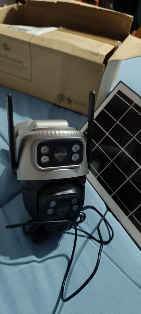 Ferramentas parkiside e câmera vigilância painel solar