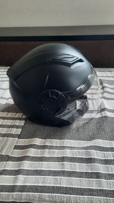 Мотошолом NAXA XL.