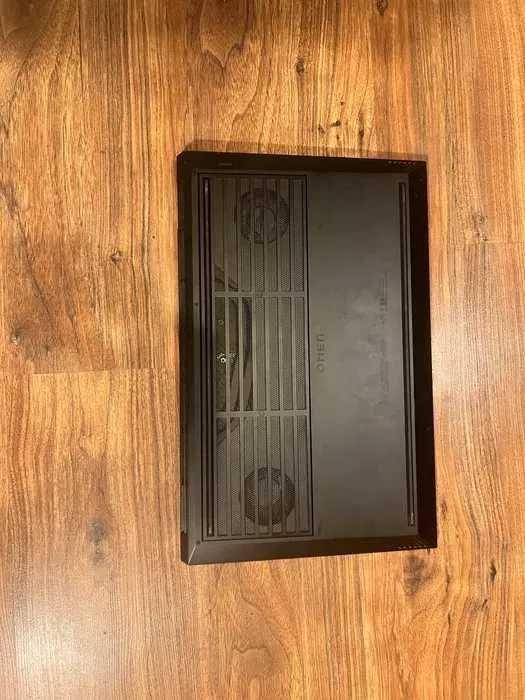 Laptop Gamingowy Omen 17 (RTX 3060, 144Hz, i5-11400H)