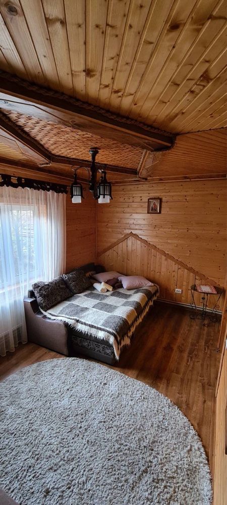 Відпочинок в Карпатах садиба ,,Адеміяʼʼ