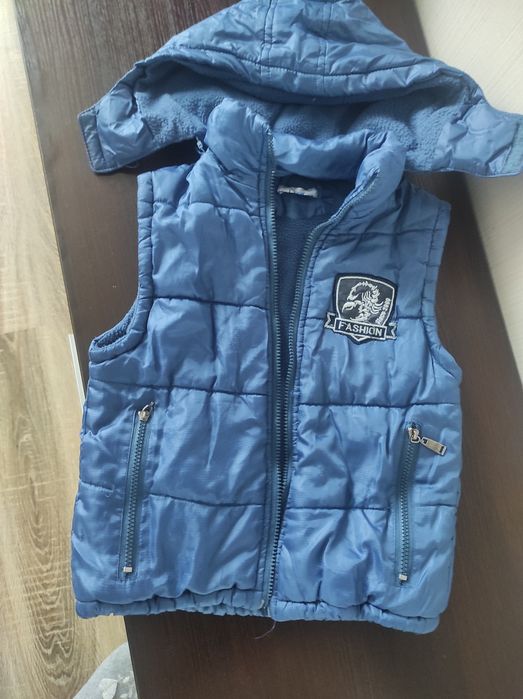 Жилетка, безрукавка