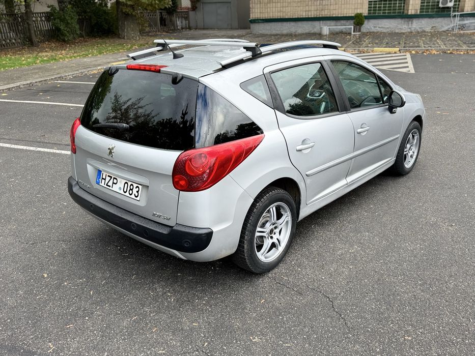 Peugeut 207, 1.6 Т-Дизель 2011 Сел поехал!