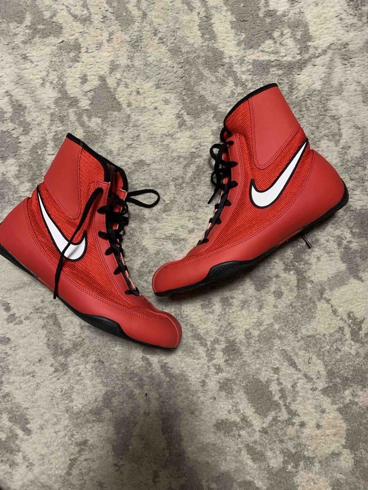Боксерки Nike Machomai ,на стопу 25.5 см.