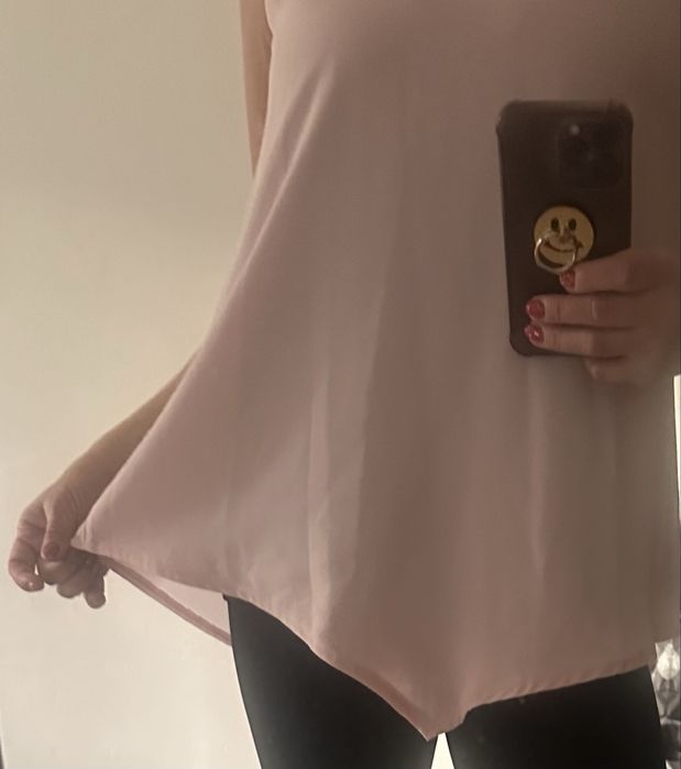 Bluzeczka na ramiączkach