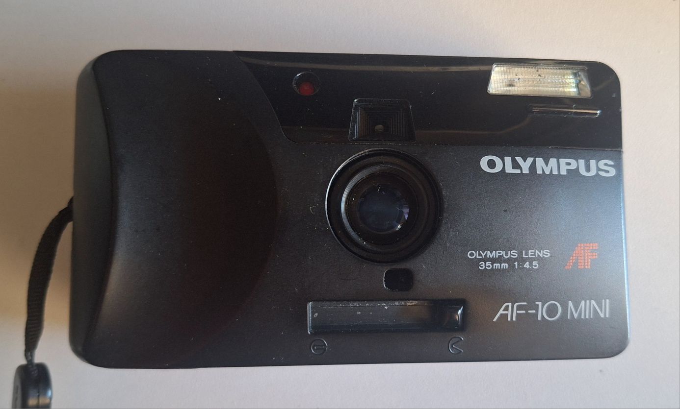 Câmera Olympus AF-10 Mini com defeito
