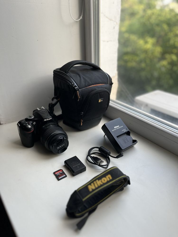 Продам nikon d5200 комплект