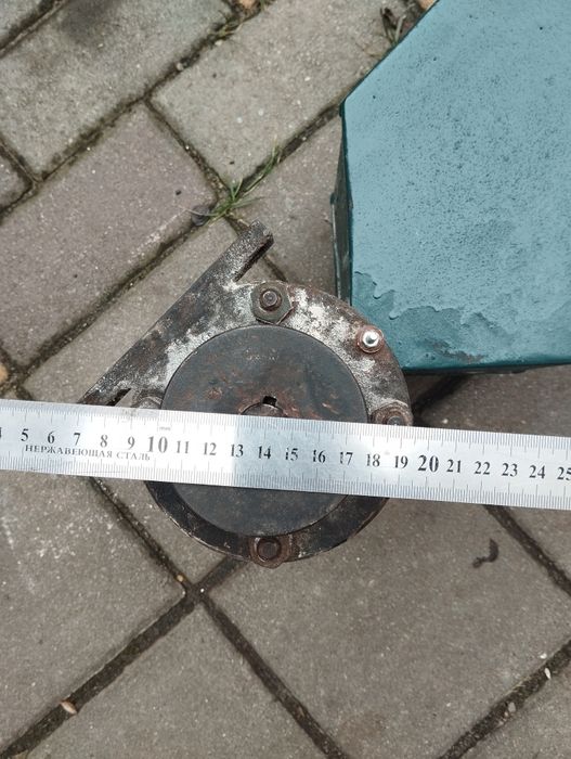 Крупорушка, зернодробилка