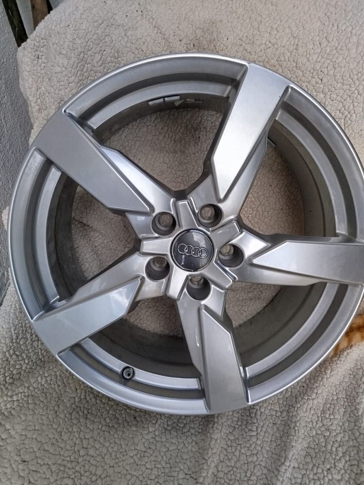 Nowe Felgi Aluminiowe Audi TT 19 calli