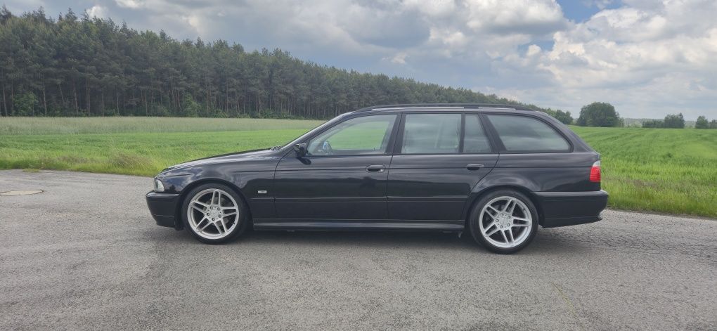 BMW 525i e39 touring rolety automat hak 2 komplety kół
