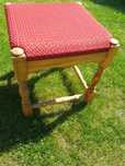 Taboret z siedziskiem