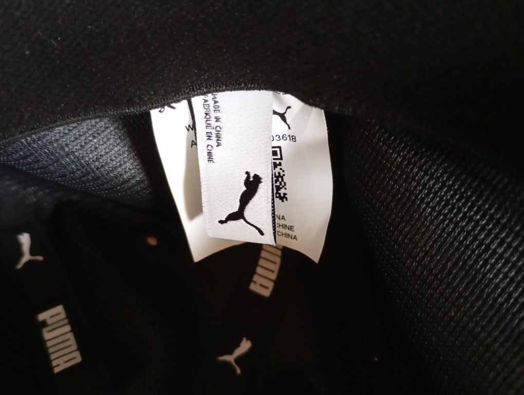 Продам мужскую безболку Puma оригинал.