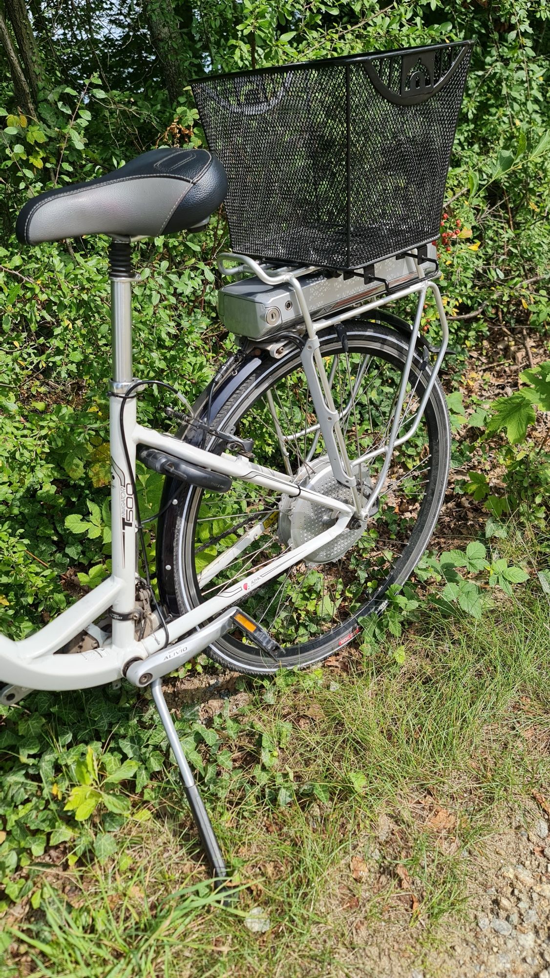 Rower elektryczny Trek Navigator T500+