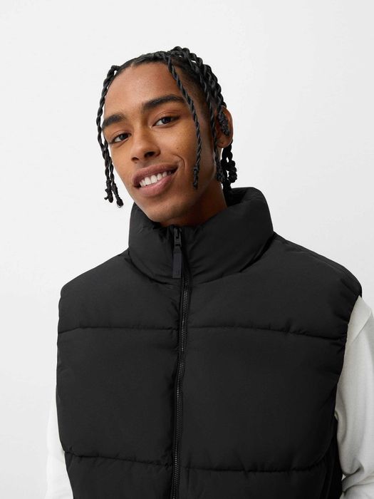 Жилет Bershka Puffer Gilet (S / M) чорний чоловічий дутий на осінь