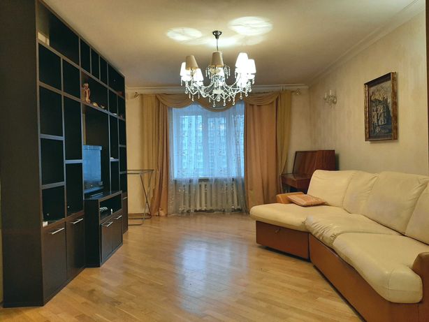 Вишняковская 5б БЕЗ КОМИССИИ 3-х комнатная красивая ухоженная квартира