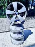 BMW 1, 3, 5 E60 E90 17” 5x120 alufelgi Ronal 2022 r produkcji