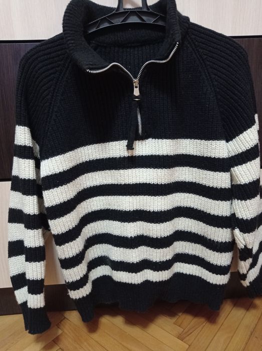 Тепла кофта з замочком, светр в полоску