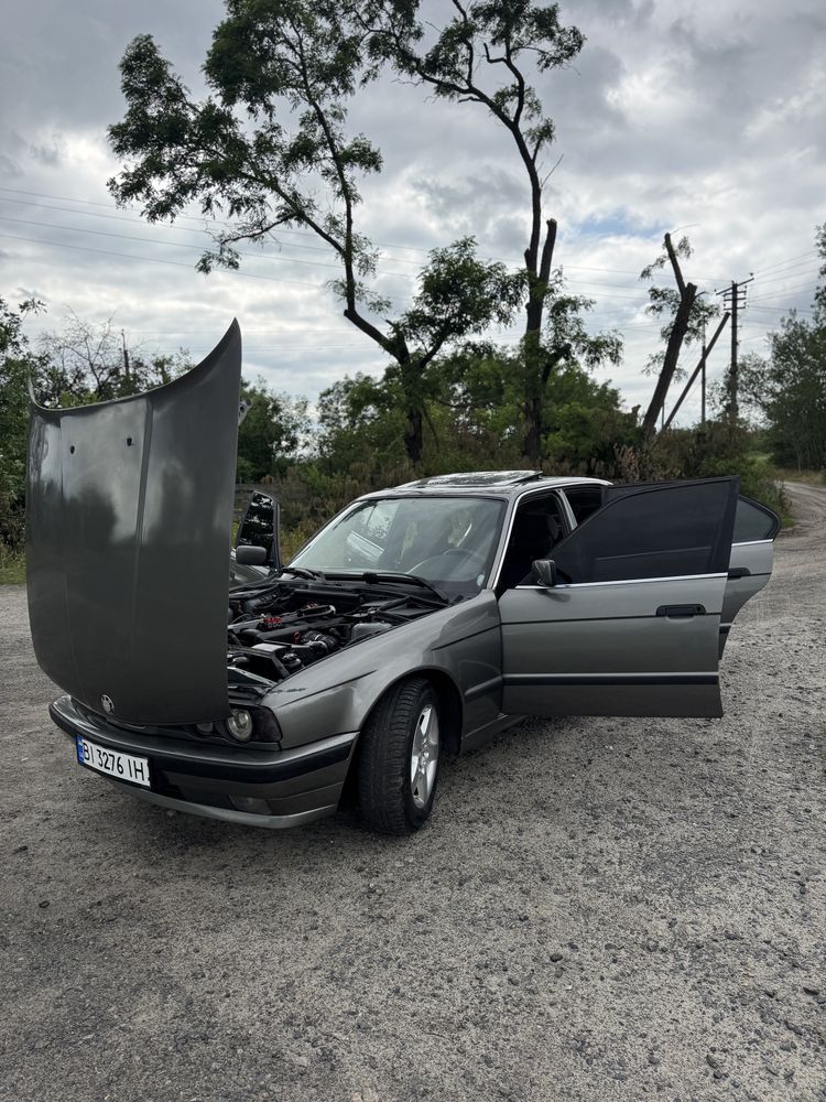 Продам BMW E34 520I м50б20