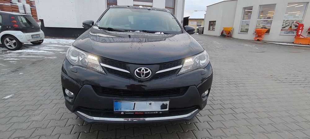Toyota RAV4 4x4.Xenon,LED, kamera.