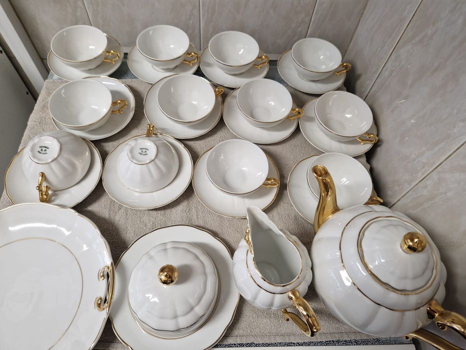 Venda conjunto em louças.