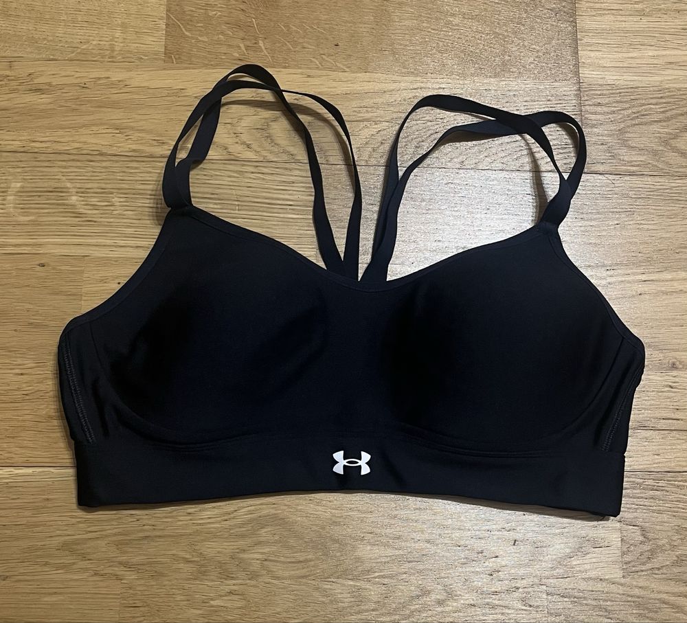 Топ Under Armour