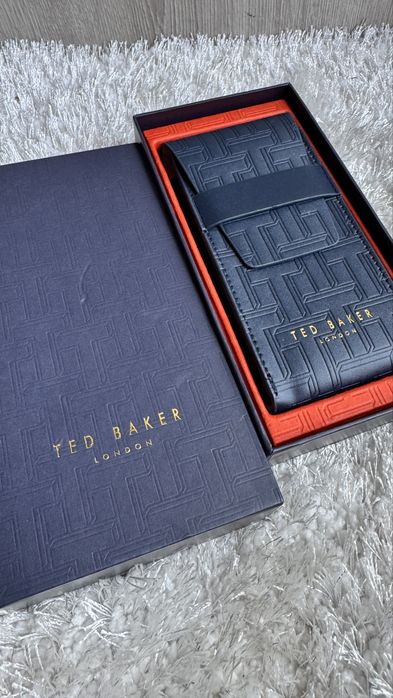 Etui granatowe Ted Baker