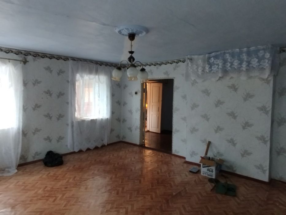 Продам будинок  в смт Миколаївка Одеська область