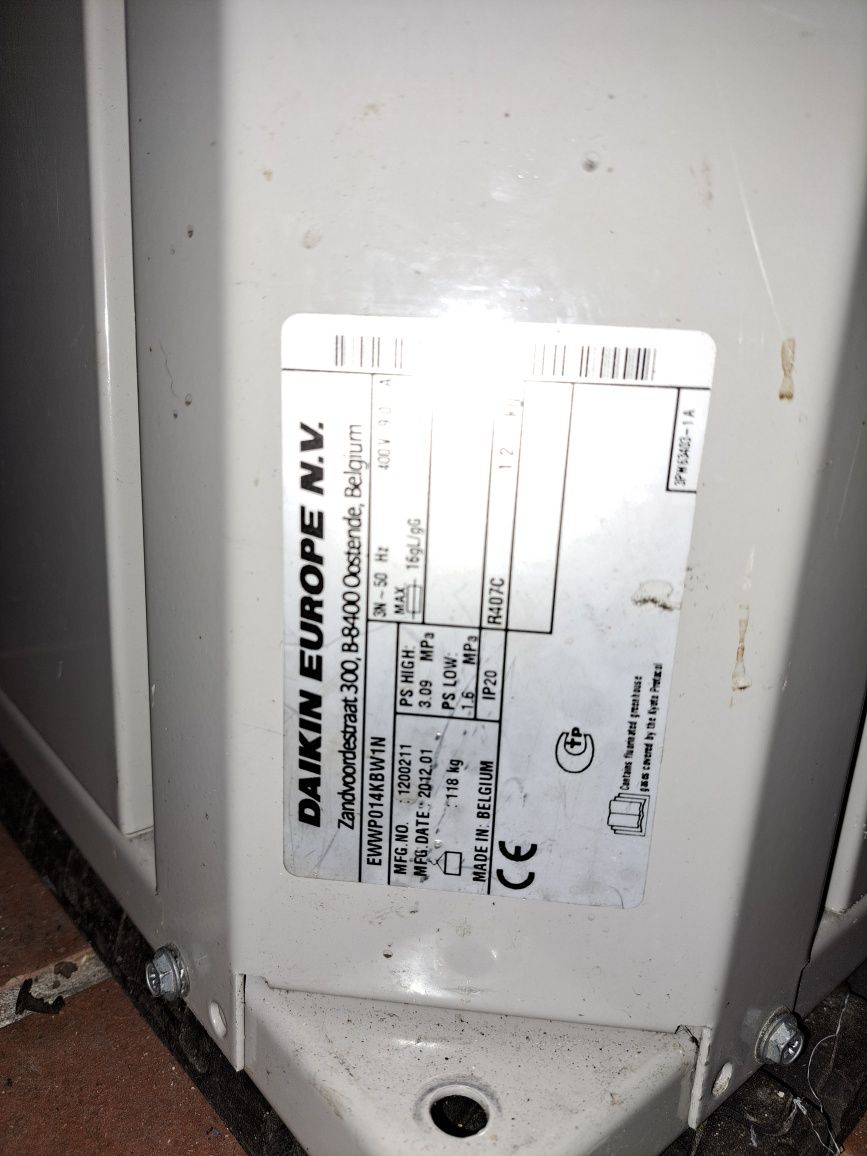 Bomba calor Daikin 13 kw água/água