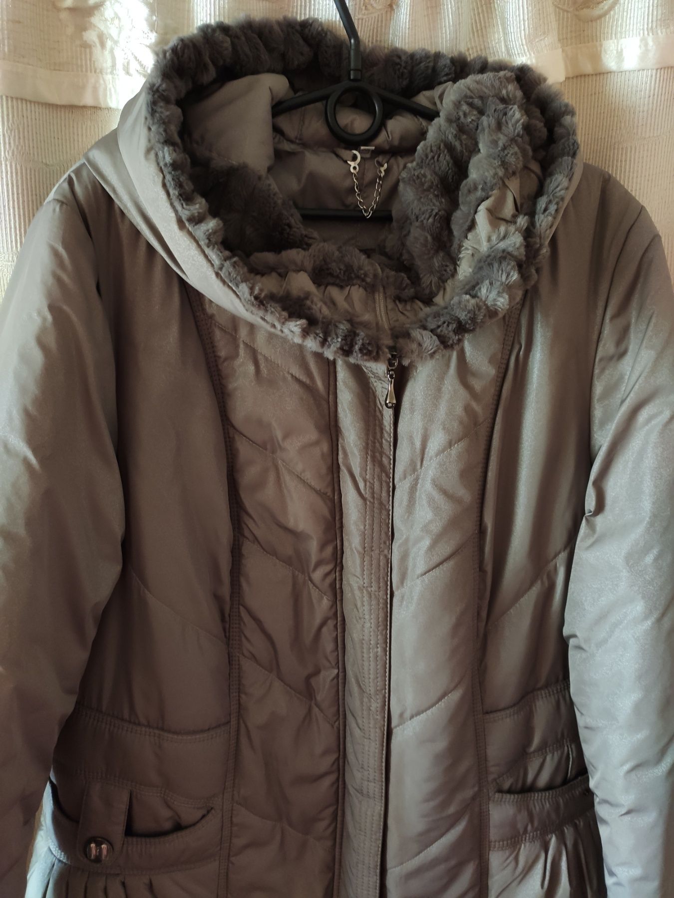 Женское пальто ,плащ,56-58 размера