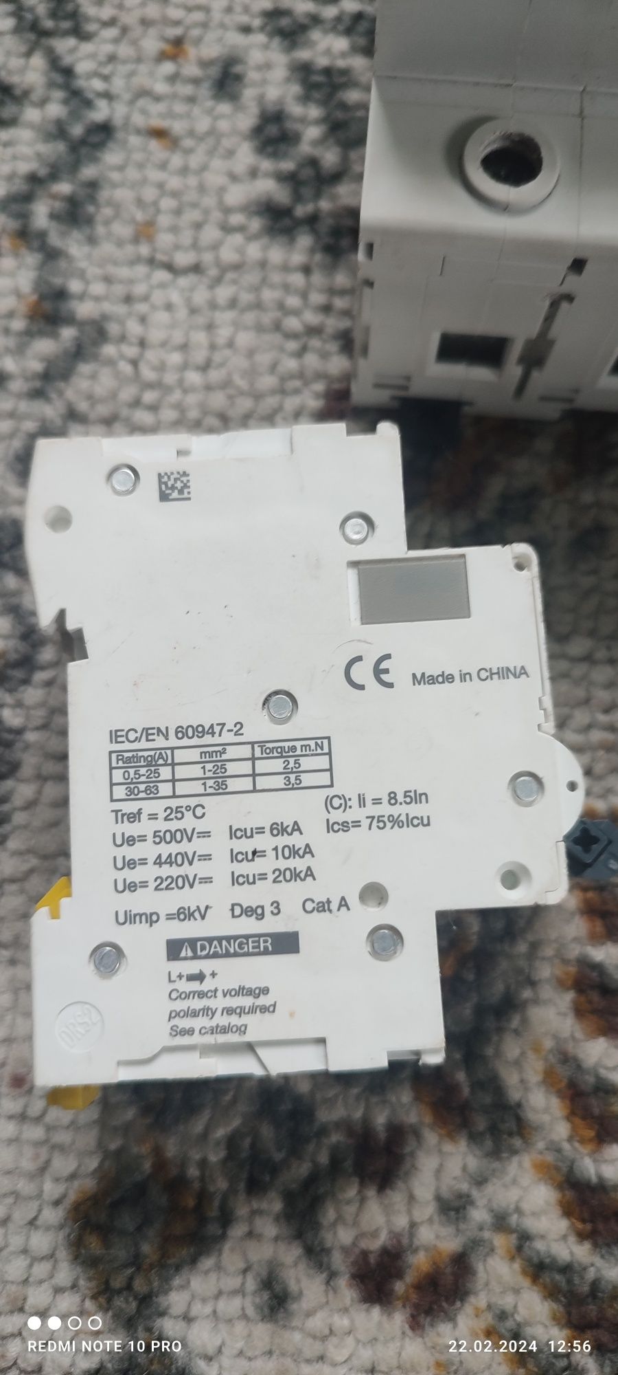 Автоматичний вимикач Schneider Electric A9N61523 Acti9 C60H-DC, 2P, 3A